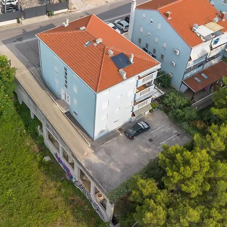 Apartment Petar Podstrana